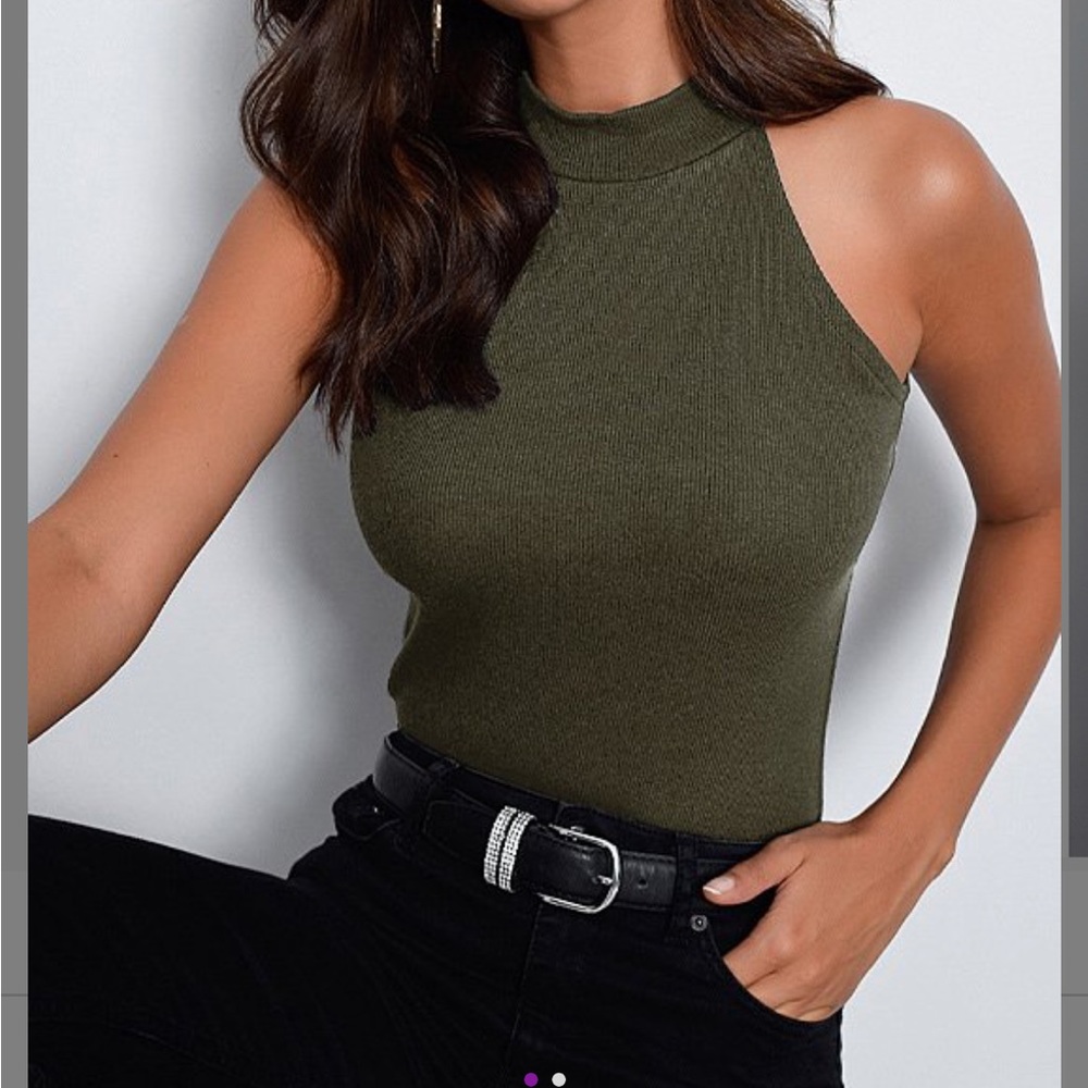 Halter top